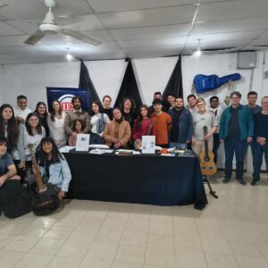 PRESENTACIÓN DEL LIBRO «MIS PRIMERAS PIEZAS LITORALEÑAS»