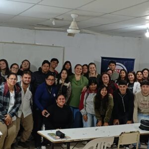 LA ENSEÑANZA RURAL DESDE LA PRÁCTICA Y EL COMPROMISO DOCENTE FRENTE AL DESAFÍO DE ENSEÑAR EN PLURIGRADO